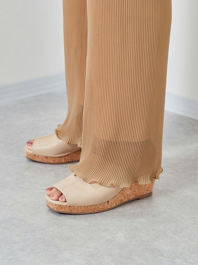 シアープリーツパンツ