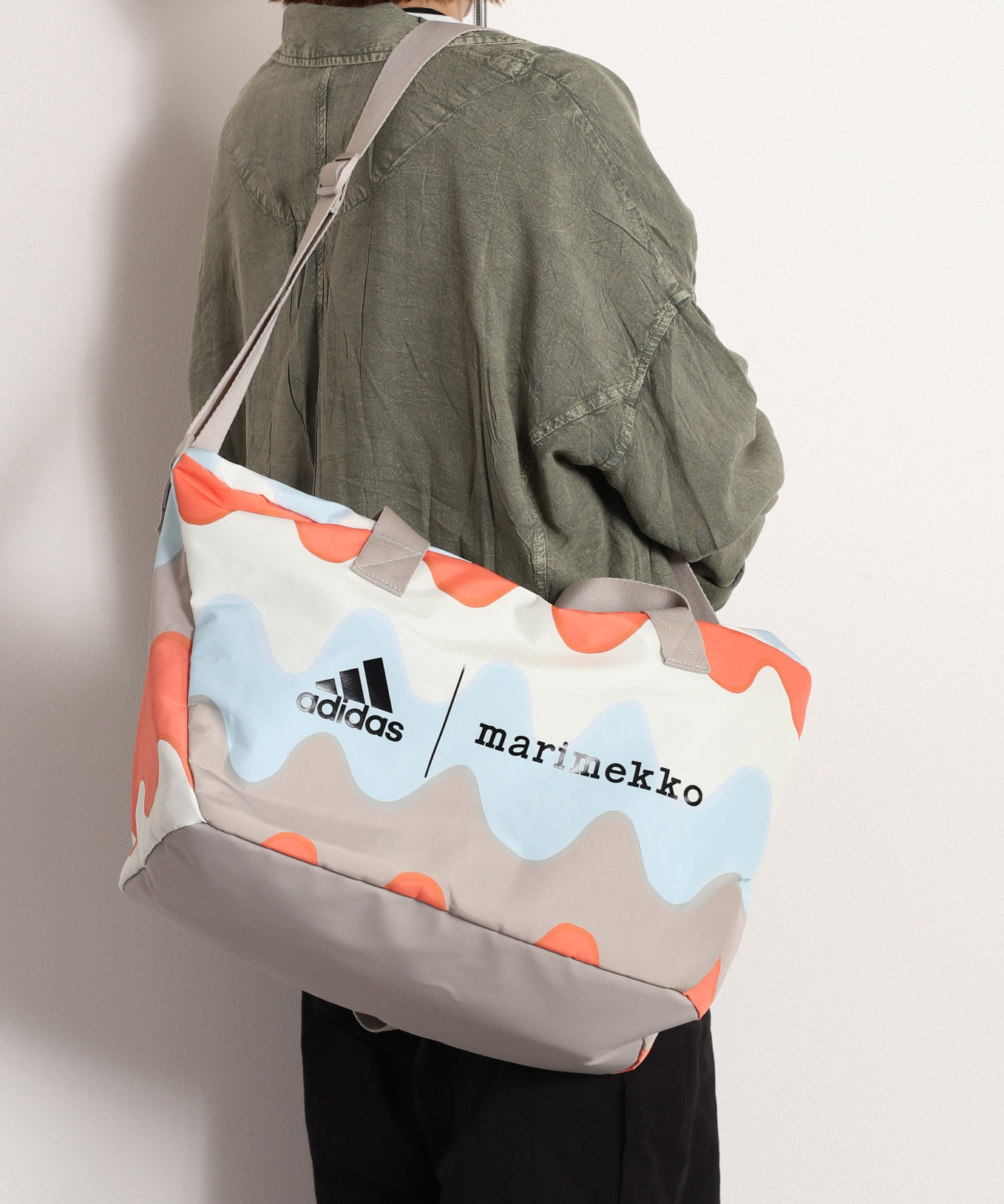 adidas X marimekko】クラシックトレーニングバッグ ※アソート柄(EUW21