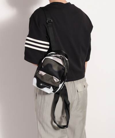 【adidas X marimekko】ミニバックパック　※アソート柄