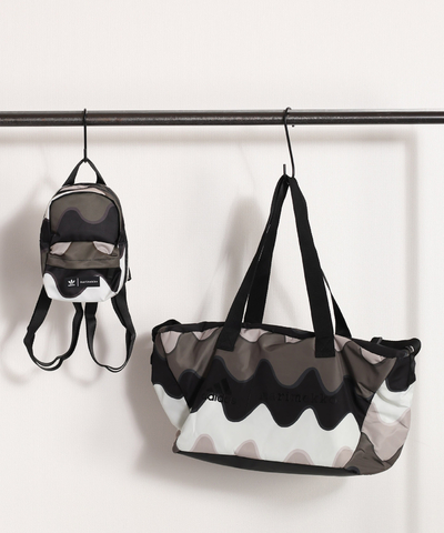 【adidas X marimekko】ミニバックパック　※アソート柄
