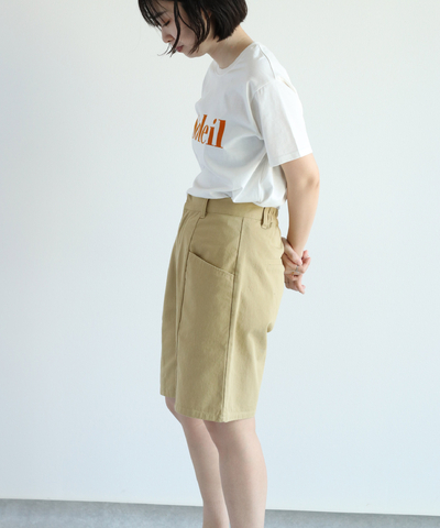 チノショートパンツ