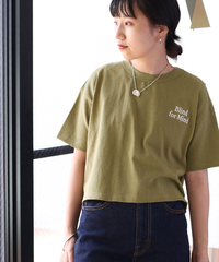バックタックデザインショートT | カーキ(刺繍ベージュ)