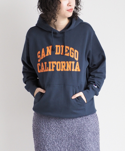 【Champion】フーデッドスウェットシャツ