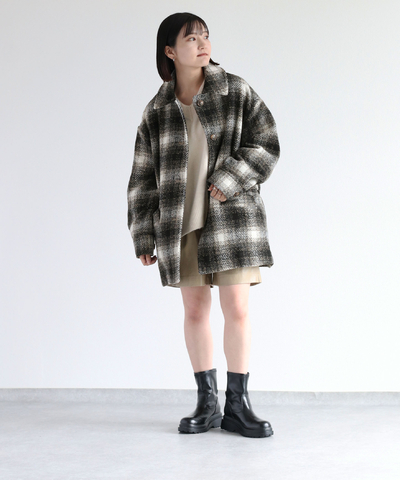 エコレザーショートパンツ